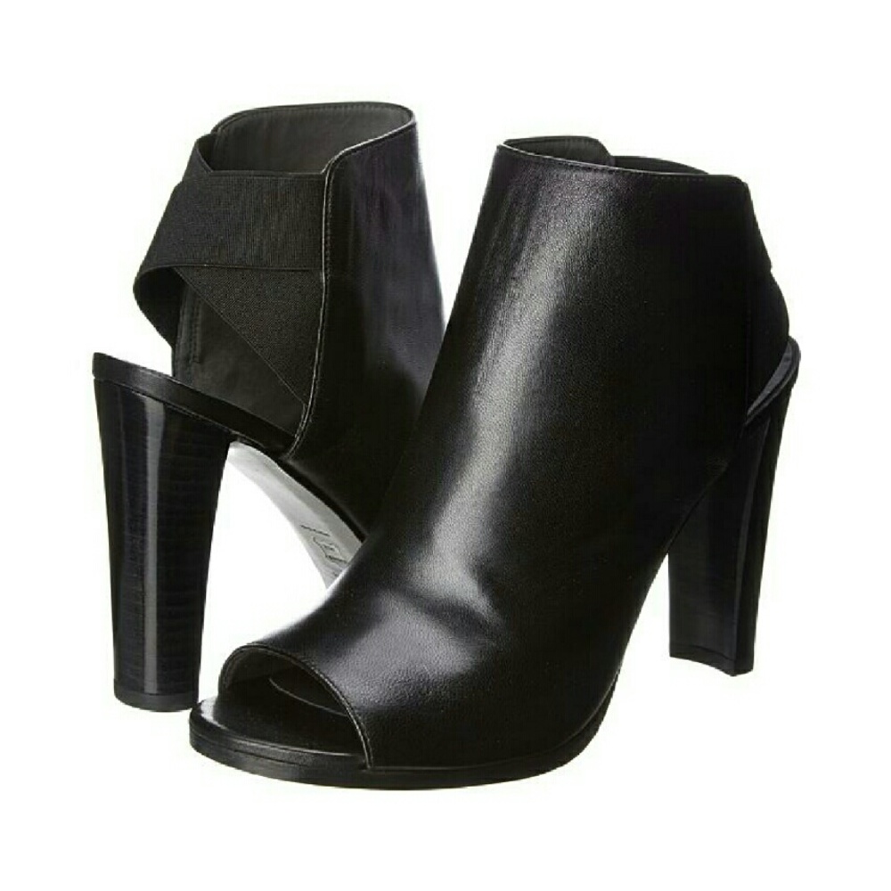 Stuart weitzman here it is bootie